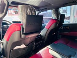 تۆیۆتا لاند کروزەر